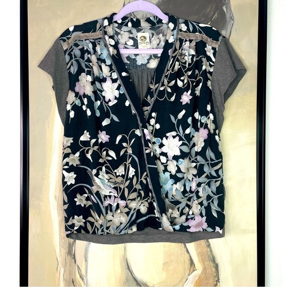 Tiny Gray Floral Metallic Faux Wrap Crossover Top - Picture 1 of 6